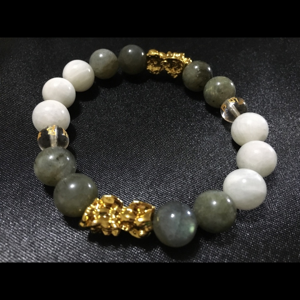Fengshui Moonstone PiXiu bracelet